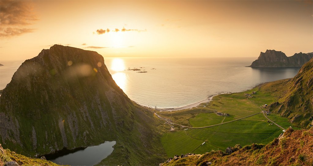 Lofoten-190808-028-Pano.jpg